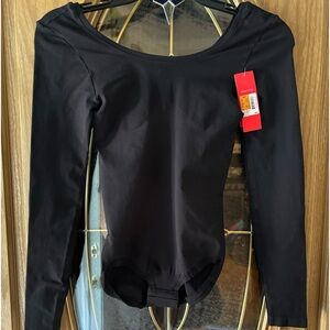 Spanx NWT bodysuit sz. Small long sleeve Black